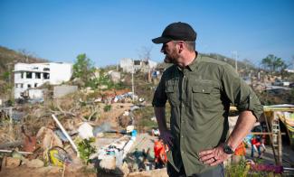 Edward Graham Encourages Hurricane Survivors in Acapulco
