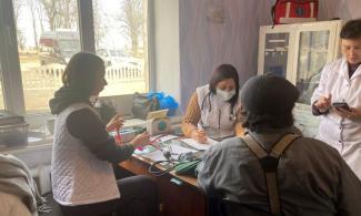 SAMARITAN’S PURSE MOBILE MEDICAL UNIT, CONSISTING OF FIVE UKRAINIAN DOCTORS AND NURSES, A DRIVER, AND A CHAPLAIN, IS WORKING TO MEET MEDICAL NEEDS NEAR THE FRONTLINES OF THE EMBATTLED NATION.